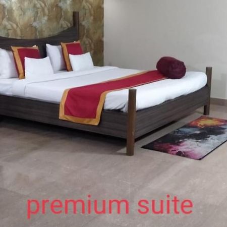 Hotel Little Palace Dibrugarh Ngoại thất bức ảnh